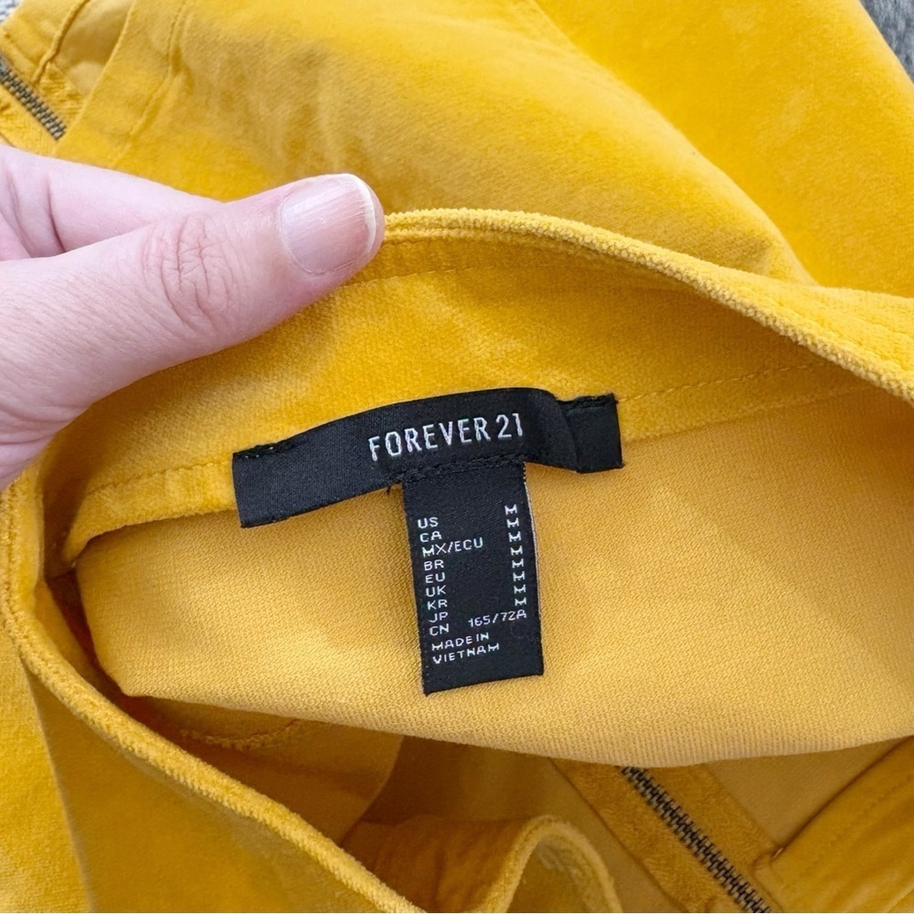 F21 Zipper Front Mustard Velvet Mini Skirt Medium - Picture 5 of 10